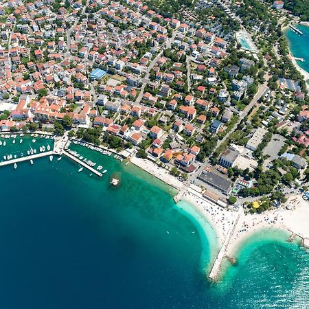 Apartments By The Sea Selce, Crikvenica - 15063 Kültér fotó